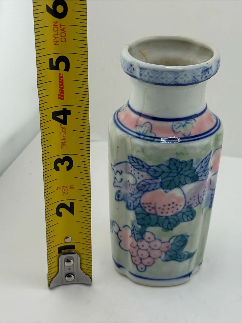 Vintage Chinese porcelain bud vase